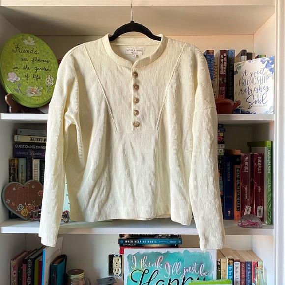 Texture & Thread | Off White Textured Seamed Henley Top - Picture 2 of 11